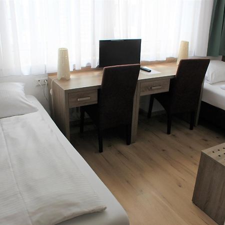 Hotel Ulmer Spatz ภายนอก รูปภาพ
