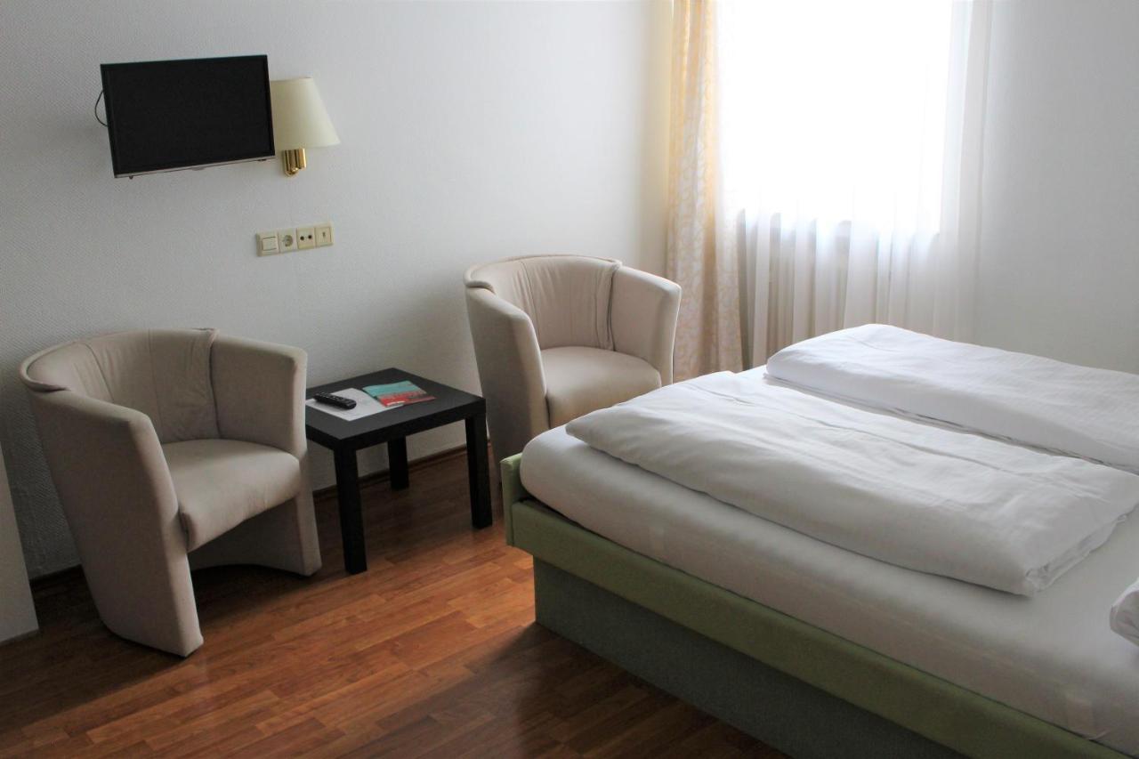 Hotel Ulmer Spatz ภายนอก รูปภาพ