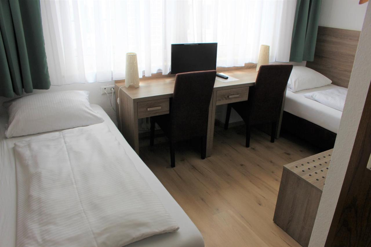 Hotel Ulmer Spatz ภายนอก รูปภาพ